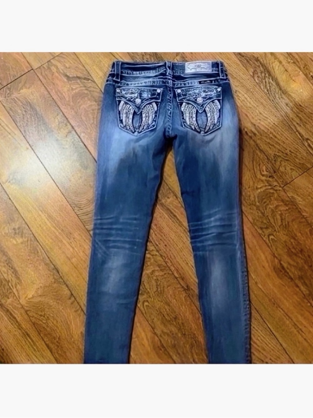 Gorgeous Miss Me Signature Skinny Jeans With Wing Embellished Pockets 29” Inseam